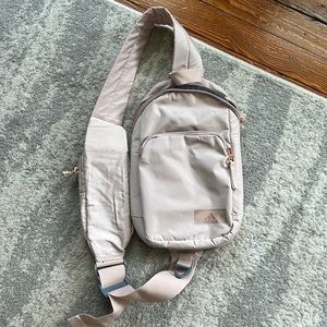 Adidas Ross body bag